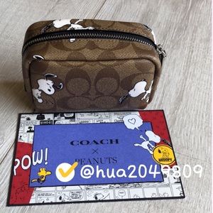 Coach X Peanuts Snoopy Mini Cosmetic Case